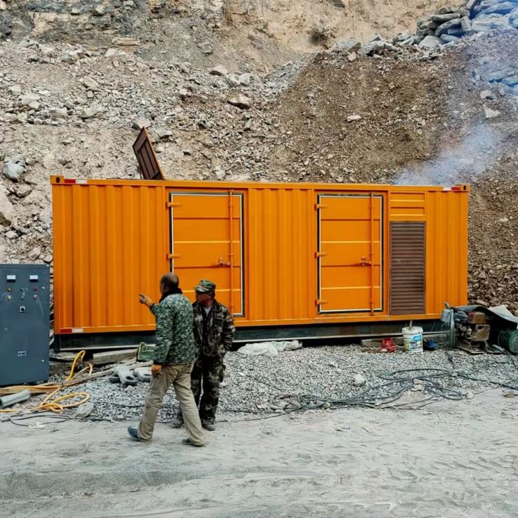 伊川如何选择适合自己的 800KW 柴油发电机组?