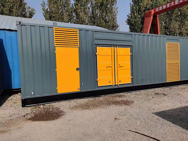 伊川300kw 柴油发电机组用多大的空气开关?